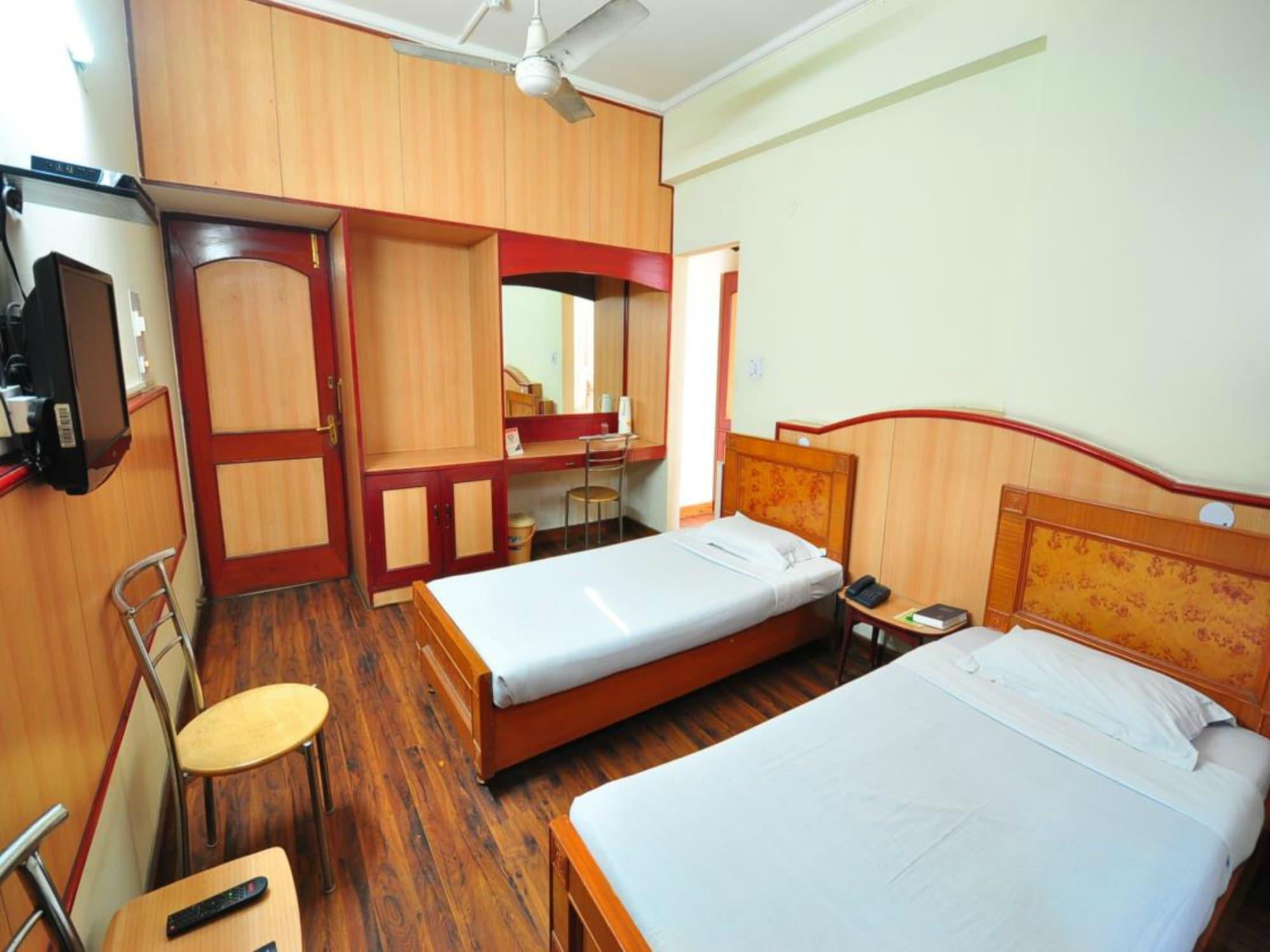 New Delhi Ymca Tourist Hostel Exterior foto