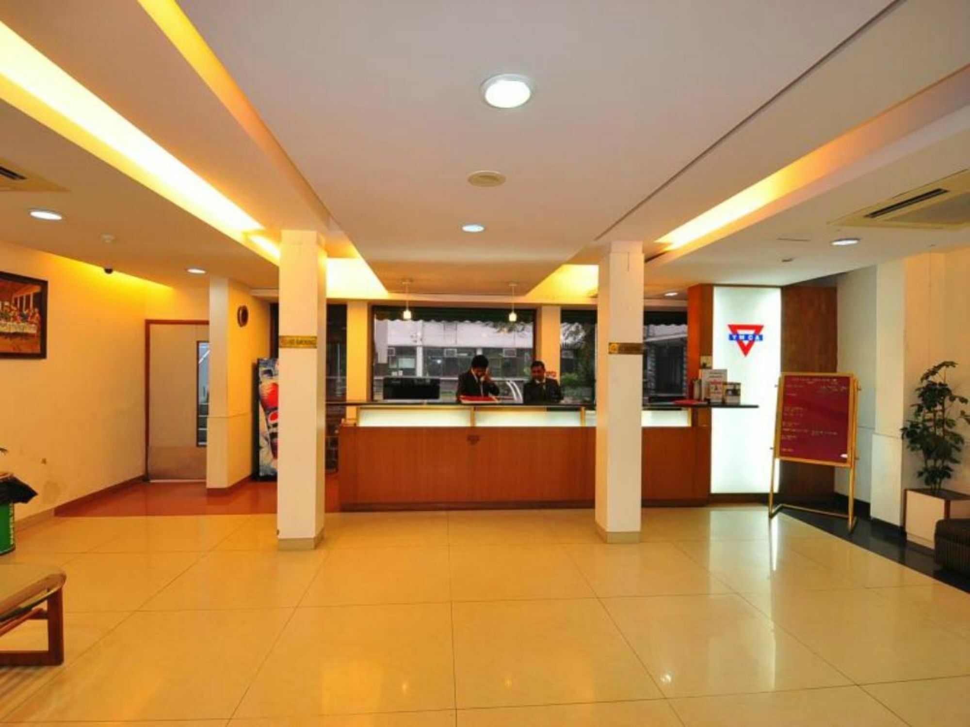 New Delhi Ymca Tourist Hostel Exterior foto